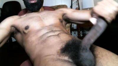 Hot gay hunk stroking huge black meat in solo fun - drtuber.com